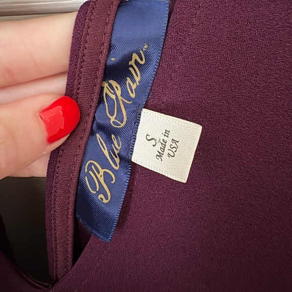 Francesca's Collections Plum Blouse with Ruffled Sleeves - Picture 2 of 3